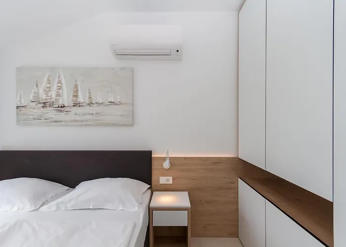 Supreme Miramare With Sea View Apartman Umag